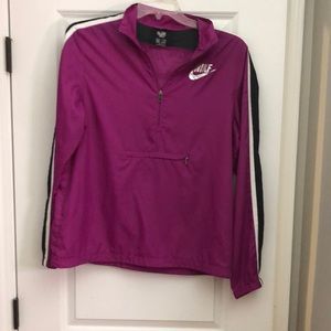 Women’s Nike windbreaker